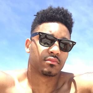 Meet your Posher, Malik